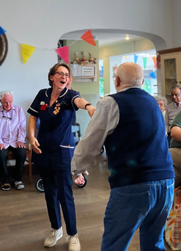A Summer To Remember At Dungate Manor