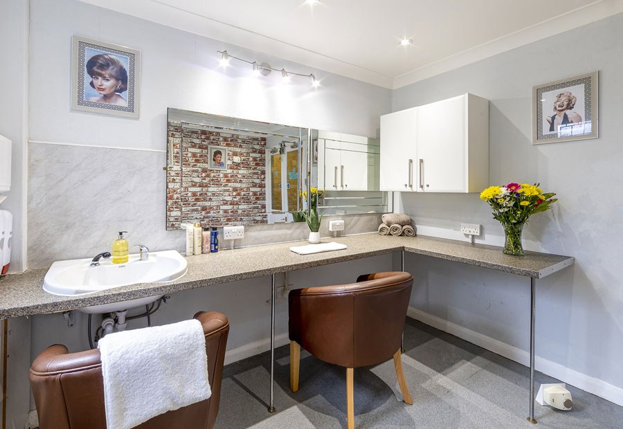 Best Care Home In Surrey - Bathroom