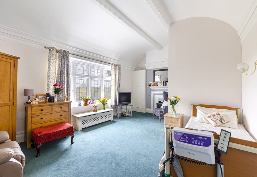 Best Care Home In Surrey - Private Bedroom