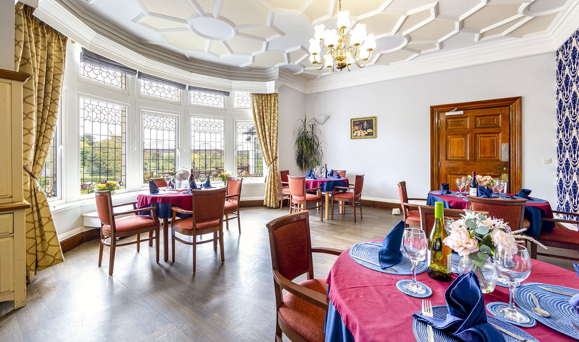 Gallery - Dining Facilities - Dungate Manor Care Home 04