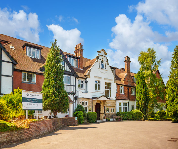 Respite care home near me - Reigate - Dungate Manor Care Home